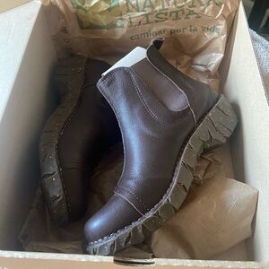 Elegant Brown Leather Ankle Booties